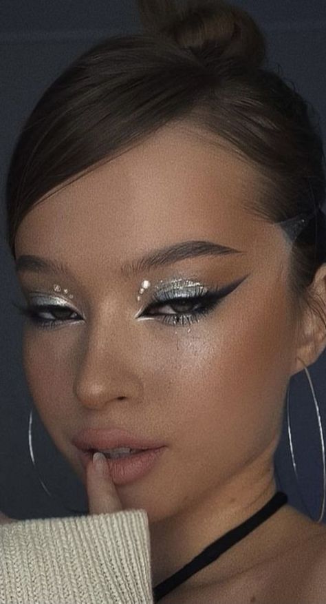 Glam Rock Makeup, Beyonce Makeup, Rock Makeup, Concert Makeup, Silver Makeup, Sparkly Makeup, Rhinestone Makeup, Prom Eye Makeup, Rave Makeup