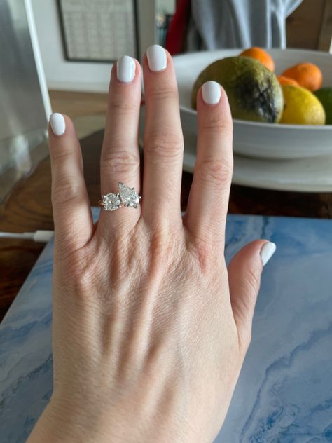 Circle And Pear Engagement Ring, Toi Et Moi Oval And Round, Oval And Round Toi Et Moi, Engagement Ring With 2 Stones, Double Solitaire Ring, Two Stone Engagement Ring Round, Toi Et Moi Ring Round And Pear, Dual Diamond Ring, Pear And Round Toi Et Moi Ring