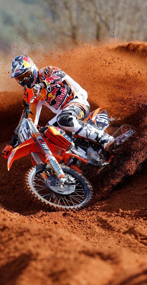 Moto Cross Ktm, Ktm Dirt Bikes, Man Garage, Dirt Bike Helmets, Freestyle Motocross, Moto Enduro, Motocross Love, Cool Dirt Bikes, Image Moto