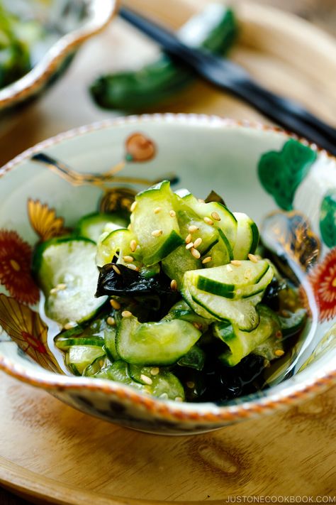 Need some cucumber inspiration? Try Japanese Cucumber Salad (Sunomono) four different ways! This sweet and sour cucumber salad with wakame seaweed makes a versatile side dish to serve with any Japanese meal. It‘s light, healthy, and incredibly refreshing. #cucumber #sunomono | Easy Japanese Recipes at JustOneCookbook.com Sunomono Recipe, Japanese Salad Recipes, Sunomono Salad, Japanese Cucumber Salad, Vegetarian Japanese, Japanese Side Dish, Japanese Salad, Japanese Cucumber, Wakame Seaweed