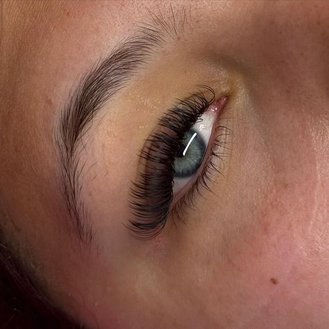 Classic Flat 🩷🩷 Size: 9-14mm Set done by @vikmaneee 𝑳𝑨𝑺𝑯𝑬𝑺 • 𝑺𝑯𝑶𝑷 • 𝑻𝑹𝑨𝑰𝑵𝑰𝑵𝑮 💵 Learn Lashes and be your own Boss😎 👩🏽‍💻 Book Lashes and be bad bi#h 24/7 🛍️ Shop products and give the highest quality to your lash babes @lashviii.shop #lashviii #lashextensions #lashesriga #lashviiistudio #skropstasriga #skropstupieaudzēšana #lashshop Lash Extension Salon, Own Boss, Lash Extension, Be Your Own Boss, Shop Products, Riga, Lash Extensions, Lashes, Train