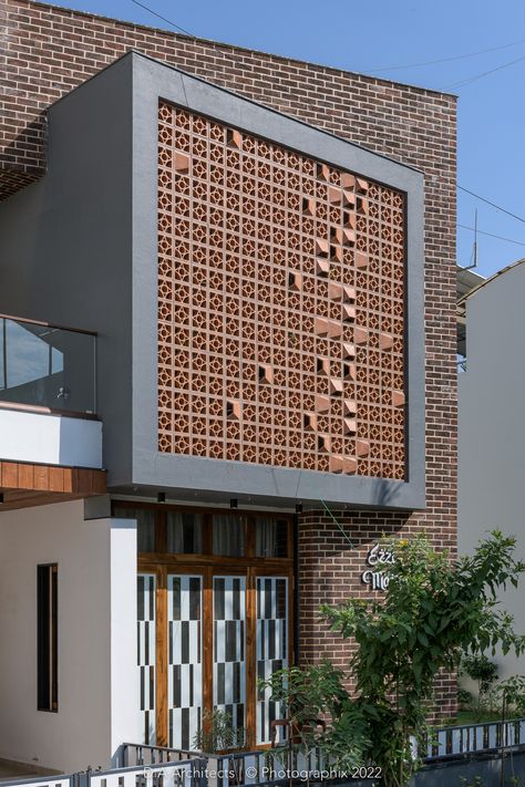 Terracotta Design, House Elevations, Indian House Exterior Design, Jali Design, Modern Residential Architecture, Brick Cladding, Compound Wall, Latest House Designs, Modern Exterior House Designs