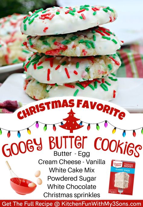 Christmas is on its way! And, what better way to celebrate this lovely holiday season with a wonderful dessert recipe. These Christmas Gooey Butter Cookies are super easy to make and are a perfect recipe to share with your friends and family. Cake Mix Cream Cheese, Recipes Christmas Cookies, Ooey Gooey Butter Cookies, Chocolate Christmas Cookies, Oreo Cheesecake Cookies, Traditional Christmas Cookies, Shortbread Cookies Christmas, Gooey Butter Cookies, Whipped Shortbread Cookies