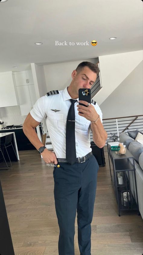 Flight Attendant Men, Pilot Man, Male Flight Attendant, Pilots Uniform, Hot Pilot, Pilot Uniform Men Aesthetic, Pilot Uniform Men, Flight Attendant Costume, Pilot Career