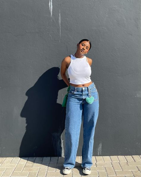 🫧🎀🤍🩰 Palazzo Jeans Outfit, Jeans Inspiration, Baggy Outfit Ideas, Jean Outfit, Palazzo Pant, Uni Outfits, Effortlessly Chic Outfits, Casual Day Outfits, Chill Outfits