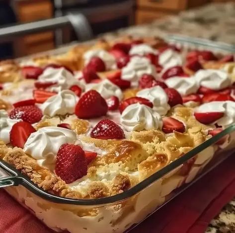 Strawberry Cheesecake Dump Cake – Naomi's Recipes Strawberry Shortcake Casserole, Strawberry Dump Cake Recipes, Strawberry Cheesecake Shortcake, Fluffy Strawberry Cake, Strawberry Cheesecake Lasagna, Strawberry Cheesecake Dump, Strawberry Cheesecake Dump Cake, Strawberry Cheesecake Dessert, Strawberry Cake Roll