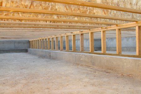 Read this article for ideas on how you should convert your crawlspace into a usable room. Crawl Space Ventilation, Crawl Space Vapor Barrier, Crawl Space Insulation, Stem Wall, Crawl Space Encapsulation, Crawl Space Foundation, Building Science, House Maintenance, House Addition