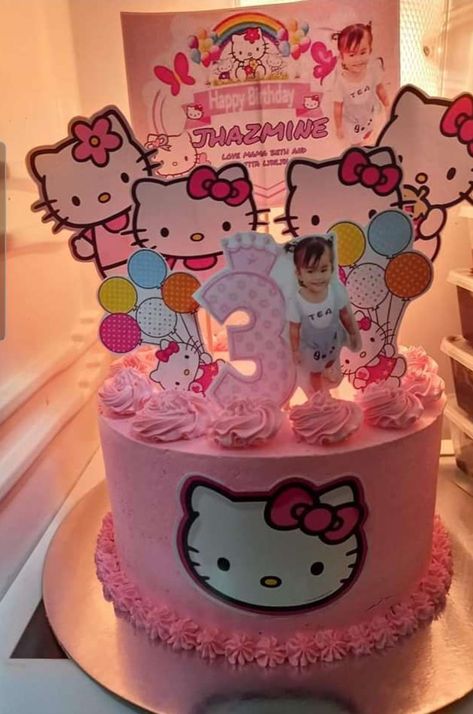 Helo Kity, Kitty Birthday Cake, Hello Kitty Birthday Cake, Hello Kitty Printables, Kitty Cake, Hello Kitty Cake, Hello Kitty Birthday, Birthday Crafts, Writing Activities