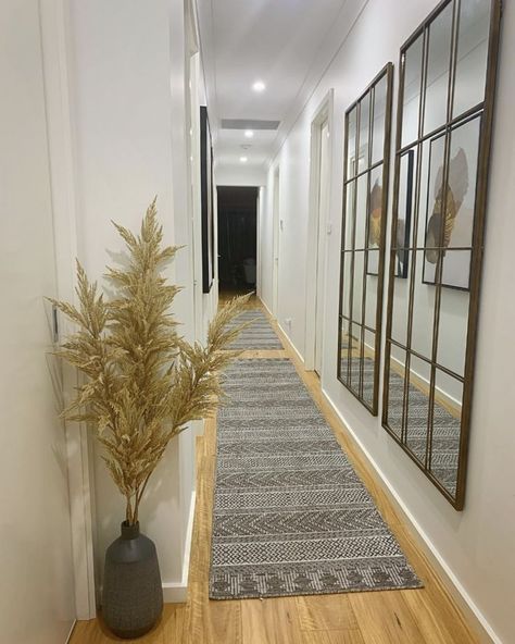 Long Narrow Hallway Wall Decor, Large Hallway Wall Decor Ideas, Decorate Long Hallway, Long Hallway Decorating Ideas, Long Hallway Decorating Narrow, Hallway Wall Decor Ideas Narrow, Long Hallway Decorating, Long Narrow Hallway Decorating, Long Hallway Wall Decor Ideas