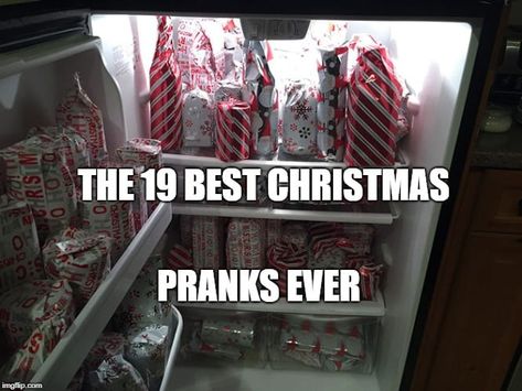 19 Best Christmas Pranks Ever | Prank a Lot Christmas Present Pranks, Christmas Pranks Office, Christmas Pranks Ideas, Office Pranks Funny Easy, Secret Santa Pranks, Funny Advent Calendar, Prank Christmas Gifts, Prank Quotes, Christmas Humor Hilarious