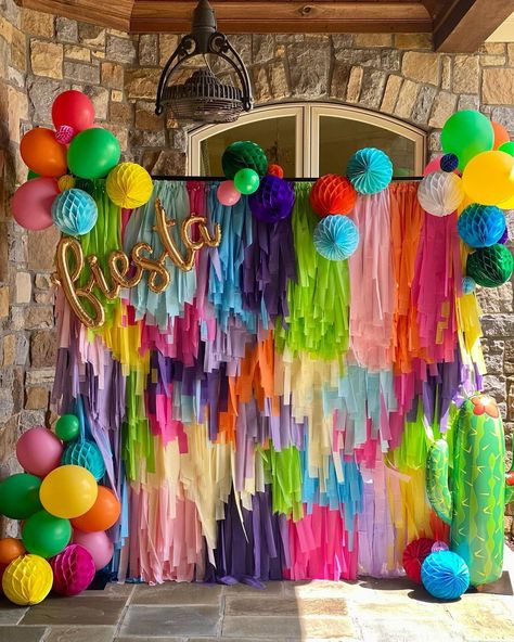 Mexican 40th Birthday Party, Three Esta Backdrop, Fiesta Arch Backdrop, Fiesta Theme Decor, Fiesta 50th Birthday Ideas, Diy Fiesta Backdrop, Fiesta Theme 30th Birthday Party, 40th Birthday Fiesta Theme, Adult Fiesta Theme Party