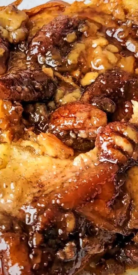 Best Overnight French Toast Casserole, Pecan French Toast Casserole, Caramel Pecan Sauce, Pecan French Toast, Overnight French Toast Casserole, French Toast Casserole Recipe, Pecan Sauce, Sweet Savory Recipes, French Toast Casserole Overnight