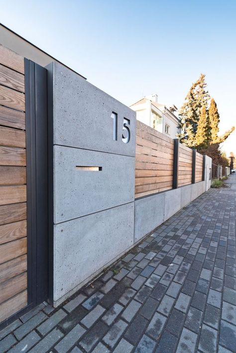 Concrete Fence Posts Ideas, Fence House Design, The Fence Design, Fence Design Concrete, House Fence Design Gates, Exterior Fence Design, Concrete And Wood Fence, Modern Fence Design Concrete, Concrete Fence Wall Modern