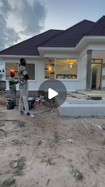 Mr:-Mzululaji 🚶🏿 on Instagram: "@katiba_the_great_magypsum @mr_mzululaji @plascontanzania #nyumbanifinishing#0756674540" Modern Bungalow House Plans, Modern Bungalow Exterior, Modern Bungalow House Design, Bungalow Style House, Exterior Drawing, Bungalow Style House Plans, Backyard House, Small House Design Exterior, Bungalow Exterior