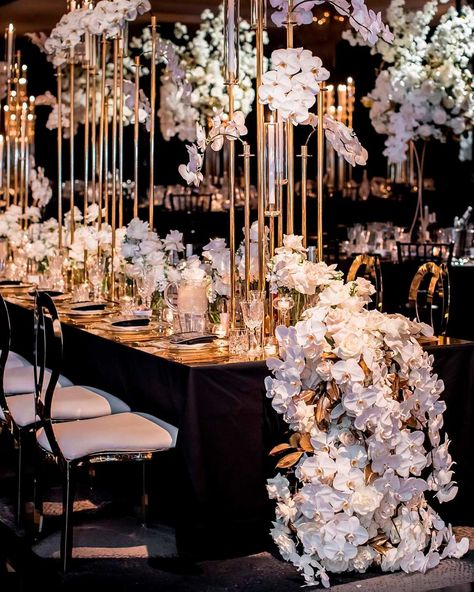 Black And Gold Wedding Decor, Gold Wedding Decor, Black And Gold Wedding, Black Gold Wedding, White Wedding Theme, Luxury Wedding Decor, Gold Wedding Theme, Gold Wedding Decorations, Weddings By Color