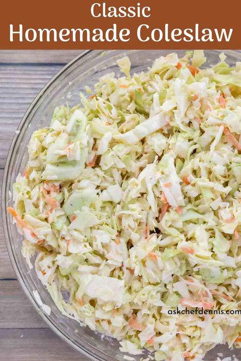 My homemade coleslaw is the perfect side dish for grilled and barbecued dishes. The crunchy texture of the creamy cole slaw makes it my favorite anytime salad. Simple Coleslaw Recipe, Creamy Cole Slaw Recipe, Homemade Cole Slaw, Creamy Cole Slaw, Homemade Coleslaw Dressing, Coleslaw Dressing Recipe, Homemade Slaw, Recipes Veg, Easy Coleslaw