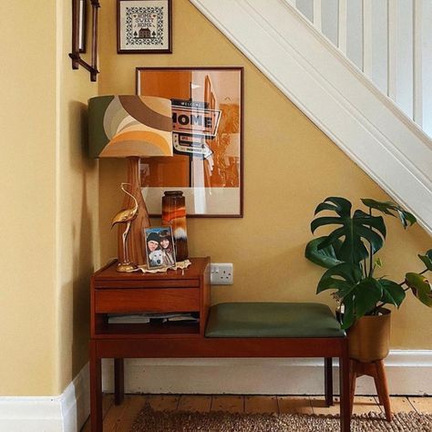 Light, airy, cheerful!! Farrow & Ball's Hay makes for a happy home.  It works beautifully with the midcentury modern furniture in this entry hall.  Sent via @planoly #planoly @patrickstreetinteriors @farrowandball # hay #paint #yellowroom #yellowpaint #luxurypaint #interiordesign #frederickmd, #getitdowntown #homeinspiration #marylanddesign Hallway Colour Schemes, Hallway Paint, Hallway Colours, Hallway Inspiration, Under The Stairs, Hallway Designs, Hal Decor, Mid Century Furniture, Farrow Ball