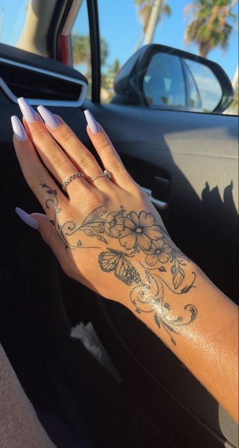 Palm Size Tattoos Ideas, Latina Tattoo Ideas, Girly Sleeve Tattoo, Palm Size Tattoos, Latina Tattoo, Pet Portrait Tattoos, Wrap Around Tattoo, Portrait Tattoos, Full Back Tattoos