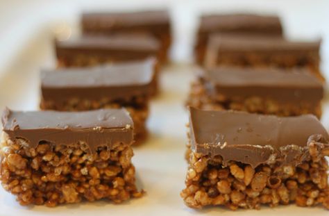 Homemade Toffee Crisp bars recipe - goodtoknow Coffee Crisp Bar, Marvellous Creations, Homemade Christmas Treats, Toffee Crisp, Crunchy Rice, Coffee Crisp, Mars Bars, Sweets Bar, Popping Candy