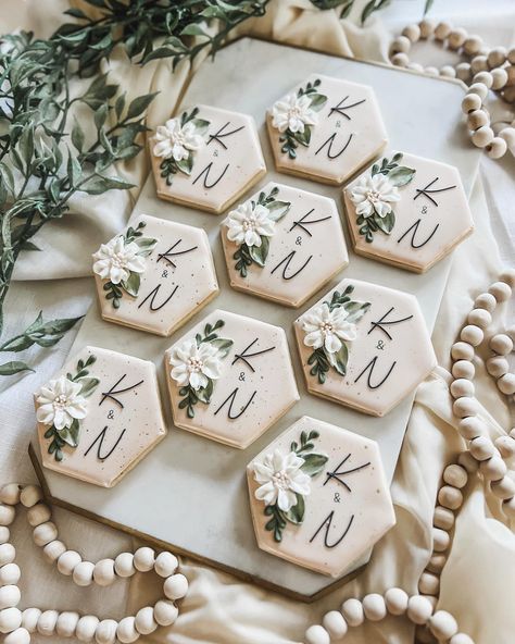 Wedding Cake & Cookie Designer (@k_sweetdesigns) • Instagram photos and videos Vow Renewal Cookies Decorated, Wedding Cookies Sage Green, Just Married Cookies Decorated, Minimalist Wedding Cookies, Wedding Gingerbread Cookies, Floral Wedding Cookies Decorated, Wedding Shower Cookies Decorated Simple, Vintage Wedding Cookies, Initial Wedding Cookies