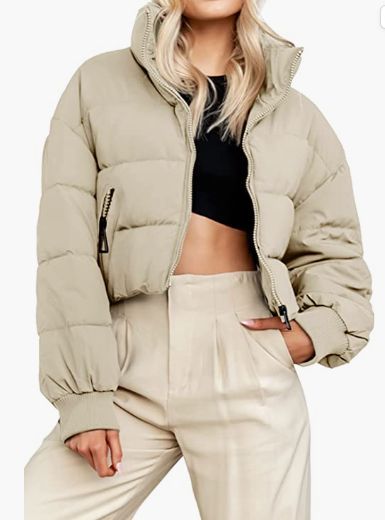 Puffy Winter Coat, Winter Crops, Bubble Coat, Winter Shorts, Warm Fabric, Cropped Puffer Jacket, Winter Outwear, Jeans Leggings, Puffy Jacket