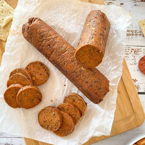 Spicy vegan salami that's meaty, smoky, packed with flavour and truly irresistible. It's easy to make, with a perfectly chewy texture, you may have a hard time believing it's vegan! Vegan Salami, Seitan Recipe, Salami Recipes, Vegan Seitan, Vegan Meat Recipe, Vegan Pepperoni, Vegan Meat Substitutes, Vegan Chorizo, Food Magic