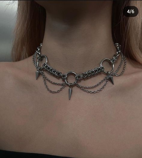 Diy Chainmail Jewelry, Diy Chain Jewelry, Emo Accessories Diy, Chainmail Fashion, Punk Jewelry Diy, Chainmail Tutorial, Chainmaille Jewelry Patterns, Big Necklaces, Chest Chain