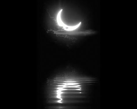 Moon Reflection On Water Drawing, Moon Reflection On Water Tattoo, Moon And Water Aesthetic, Water Reflection Tattoo, Moon Reflection On Water, Ethereal Scenery, Outer Gods, Reflection Tattoo, Aesthetic Chill