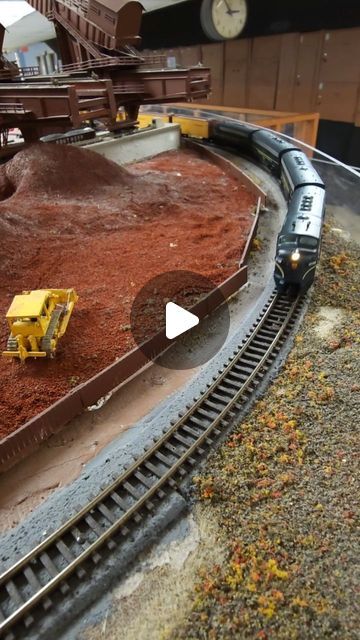 The Model Railroad Club on Instagram: "Nothing like the Pennsy rolling around the n scale. This train features some custom loads as well.  #trains #modeltrain #modelrailroad #railroad #scenery #nScale #layout #trainclub #themodelrailroadclub" G Scale Trains Layout Garden Railroad, Model Train Layouts Oo Gauge, N Gauge Model Railway Track Plans, 4x8 Ho Train Layout Ideas, Ho Trains For Sale, N Scale Model Train Layouts, Train Layout Ideas, N Gauge Model Railway, Train Cabin