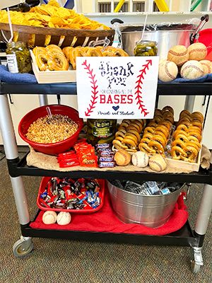 School Staff Breakfast Ideas, Coffee Bar Pto, Teacher Appreciation Week Snack Cart, Snack Cart Teacher Appreciation, Pto Snack Ideas, Monthly Teacher Treats, Teacher Treat Cart Ideas, Teacher Birthday Gifts From Pta, Pta Teacher Lunch Ideas