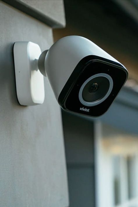 It's never been cheaper or easier to protect your property, there are tons of affordable camera options that can instantly give you that peace of mind you need. Here's the best home security cameras of 2020, check it out!! Security Footage, Best Security Cameras, Security Camera Installation, Wireless Home Security Systems, Best Home Security, Wireless Home Security, Wireless Security Cameras, Smart Home Security, Outdoor Camera