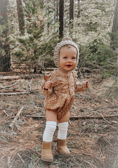 Baby Girl Fall Photoshooting Ideas, Infant Fall Outfits Girl, Baby Fall Outfits Girl, Toddler Fall Outfits, Baby Fall Outfits, Aria Fashion, Boho Baby Girl Clothes, Mia Outfits