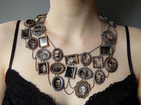 Check out this unique necklace created by artist Ashley Gilreath last year. Called "I Am Who They Were," the piece is designed to represent Gilreath's Mini Picture Frames, Portrait Necklace, Family Tree Necklace, Bronze Necklace, Photo Necklace, Memorial Necklace, Mini Photo, Family Memories, A Necklace