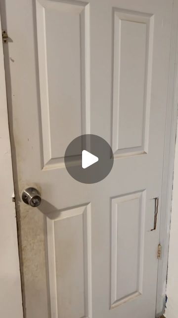 𝗜𝗻𝘁𝗲𝗿𝗶𝗼𝗿 ➕ 𝗖𝗿𝗲𝗮𝘁𝗶𝘃𝗶𝘁𝘆 on Instagram: "Join @xokehaulani 🖤 transforming boring doors 💫🚪with this budget-savvy DIY makeover she revamps her bedroom doors with $26 per box plank wood flooring from @homedepot Easy fix for cracks and a burst of new charm!  ⭐️Have you transformed your doors?  Let us know in the comments👇⬇️ #budgetdiy #homeimprovment #diyhomedecor #diyideas" Back Of Bedroom Door Ideas, Inside Door Makeover, Hollow Core Door Makeover Diy Bedroom, How To Make Interior Doors, Revamp Doors Ideas, Remodel Interior Doors, Bedroom Door Upgrade, Diy Bedroom On A Budget, Paint Door Ideas Creative