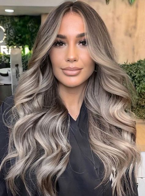 Ash Ombre Hair Blonde, Mushroom Brown With Ash Blonde Highlights, Ash Blonde Teasy Lights, Ash Blonde Balayage Curtain Bangs, Dark Root Ashy Blonde Balayage, Blond Ash Balayage, Mushroom Brown And Blonde Hair, Ashy Blonde And Brown Hair, Grayish Blonde Hair Ash Brown