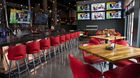 FIRST LOOK: Bearno's unveils new sports bar concept - Louisville Business First Pizza And Wings, Bar Layout, Bar Concept, Sport Bar, Pizza Branding, Pizza Express, Golf Simulator, Bar Station, Buffalo Wild Wings