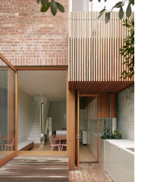 Victorian Home Renovation, Kaufmann House, House Extension Design, Top Architects, Australian Architecture, Built In Furniture, Casa Exterior, Victorian Terrace, Architecture Awards