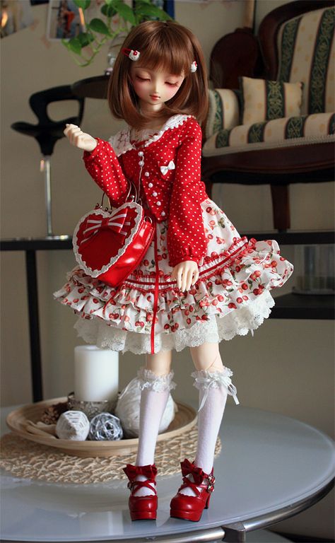 https://flic.kr/p/txcc57 | Miss Cupcake Pretty Dolls Cute, Doll Poses, Cute Doll Clothes, Bjd Dress, Anime Doll, Doll Aesthetic, Valentine Dress, Fantasy Art Dolls, Kawaii Doll