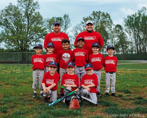 Team Tball Pictures, Tball Poses For Team Pictures, Tball Team Pictures, Boys Tball Pictures Photo Ideas, Baseball Team Poses, Tee Ball Pictures Photo Ideas, Team Baseball Picture Ideas, T Ball Pictures Photo Ideas, Kids Baseball Pictures