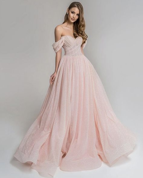 Pastel Pink Prom Dress, Oksana Mukha, Wedding Evening Dresses, Xv Dresses, Sparkly Prom Dress, Pink Wedding Dress, Happy Woman, Dream Wedding Ideas Dresses, Prom Dress Inspiration