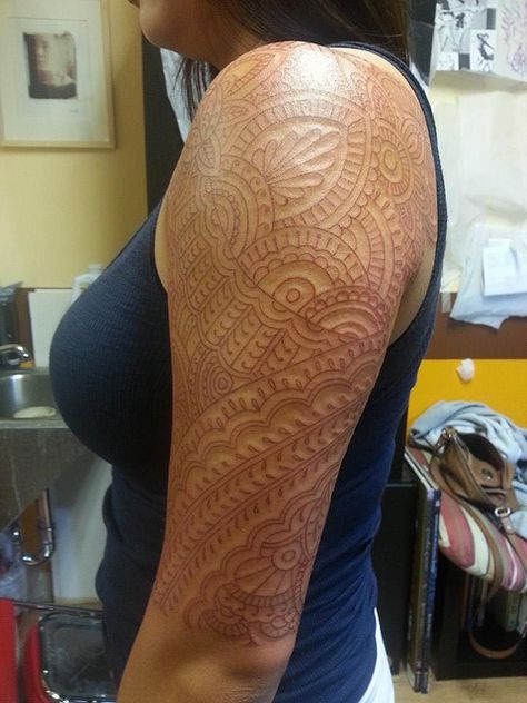 Mehndi Tattoo, in progress by Shannon Archuleta Real Henna Tattoo Ink Tat, Brown Tattoos, Traditional Ship Tattoo, Brown Tattoo Ink, Brown Tattoo, Monarch Butterfly Tattoo, Browning Tattoo, Glitter Gif, Boho Tattoos