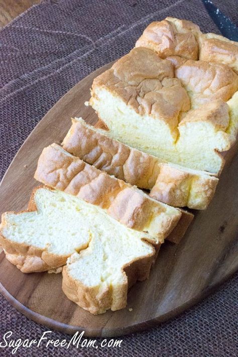 Low Carb Cloud Bread Loaf or rolls- gluten free, grain free, keto- sugarfreemom.com Cloud Bread Loaf, Butter Mayonnaise, Quick Sandwich, Pain Sans Gluten, Lowest Carb Bread Recipe, Protein Bread, Cloud Bread, Zero Carb, Low Carb Diets