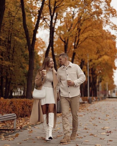 Fall Outfits Photoshoot Couple, Couple Fall Photoshoot Outfits, Thanksgiving Couple Outfits, Couple Winter Outfits, Fall Couple Outfits, Valentines Day Outfit Ideas, Couple Photoshoot Outfits, Deer Headband, Couple Outfits Matching