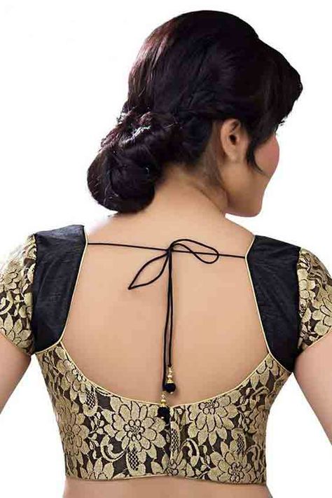 New saree blouse style for Indian saree blouse designs 2017 Brocade Blouse Designs, Patch Work Blouse Designs, Backless Blouse Designs, Saree Blouse Neck Designs, New Saree Blouse Designs, Latest Model Blouse Designs, Blouse Back Neck Designs, Indian Saree Blouses Designs, Brocade Blouses