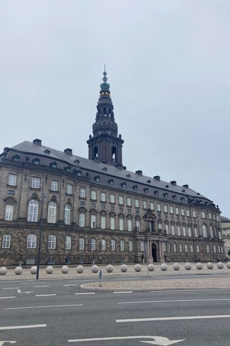 Christiansborg Palace, Things To Do In Copenhagen, Copenhagen Denmark, Unique Things, Scandinavia, Dream Vacations, Fun Things, Copenhagen, Norway