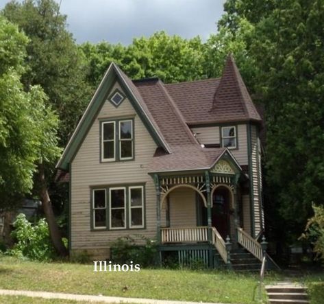 Cheapish c.1900 Illinois Victorian Home For Sale Under $64K - Old Houses Under $50K Gingerbread Porch, Vintage Bathroom Sink, 1900s House, Old Victorian House, Old Victorian Homes, 1920s House, Victorian Home, Victorian Houses, Clawfoot Tub