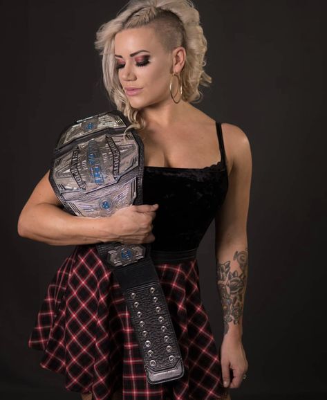 Taya Valkyrie, Shahid Khan, Female Wrestlers, Professional Wrestling, Wrestling