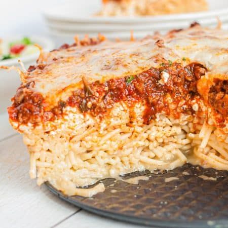 Spaghetti Pie - Balancing Motherhood Spaghetti Pie Muffins, Baked Spaghetti Pie Recipe, Spaghetti Pie Recipe Easy Ricotta, Spaghetti Pie With Leftover Spaghetti, Spagetti Pie Baked, Spaghetti Pie Recipes, Spaghetti Pie, Noodle Casserole Recipes, Hamburger Casserole