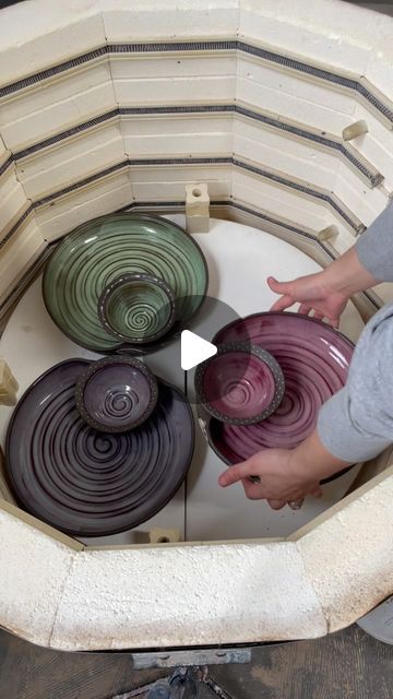 Kate Hevers on Instagram: "Another great kiln load! Wait till the end for the beautiful chip & dip platter reveals! ❤️  #potterylove #skuttkilns #kilnunloading #handmadeceramics" Chip And Dip Bowl Pottery, Ceramic Chip And Dip Bowl, Chip And Dip Pottery, Chips And Dip Bowl, Aesthetic Pottery, Clay Glazing, Pottery Platters, Dip Platter, Dip Bowls