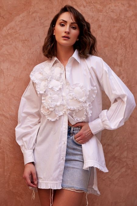 Flower Patchwork, Patchwork Embroidery, Fancy Shirt, Cotton Outfit, Floral Patchwork, Cotton Shirt Dress, Fabric Flower, Online Tops, Embroidered Shirt